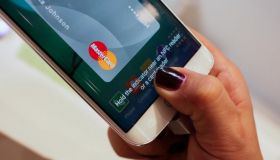 MasterCard, Samsung work on European payments launch